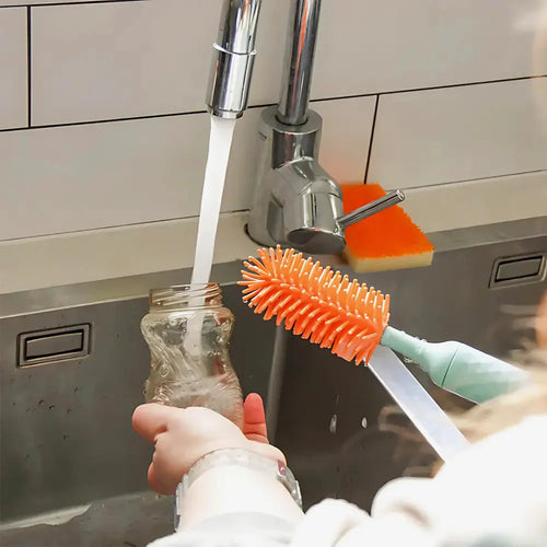 " המברשת מבריקה כל פינה ממש כמו לקנות בקבוק חדש "